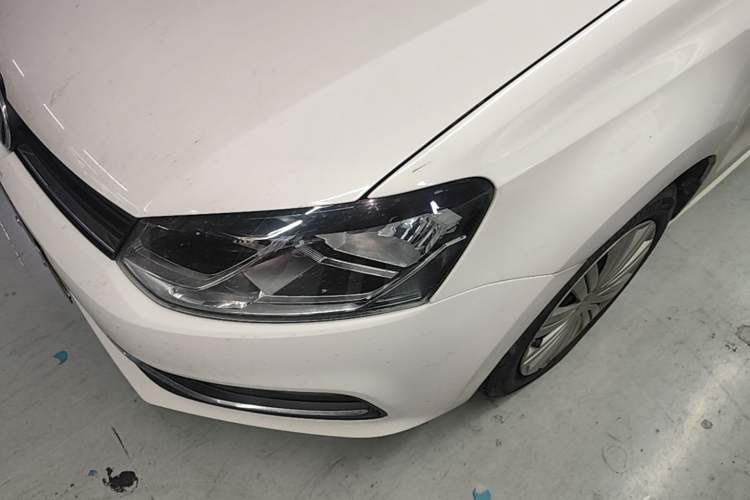 Used Volkswagen Polo 2016 1.6L Automatic Comfort Model Left Front Headlight
