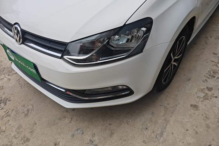 Used Volkswagen Polo 2016 1.6L Automatic Comfort Model Left Front Headlight