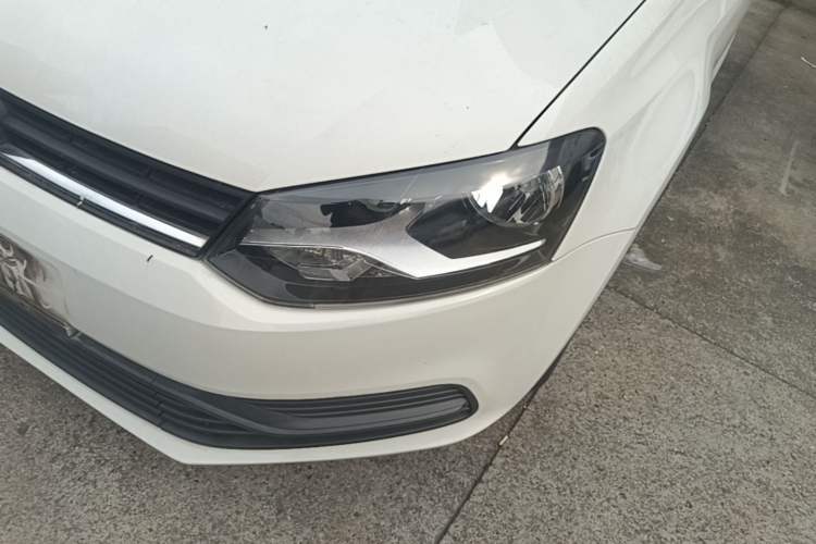 Used Volkswagen Polo 2016 1.4L Automatic Trendy Model Left Front Headlight