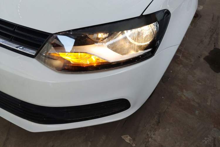 Used Volkswagen Polo 2016 1.4L Automatic Trendy Model Left Front Headlight