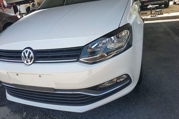Used Volkswagen Polo 2016 1.6L Automatic Comfort Model Left Front Headlight