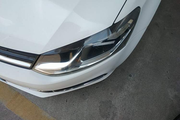 Used Volkswagen Polo 2016 1.6L Automatic Comfort Model Left Front Headlight