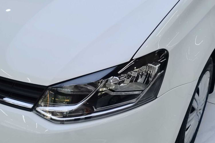 Used Volkswagen Polo 2016 1.6L Automatic Comfort Model Left Front Headlight