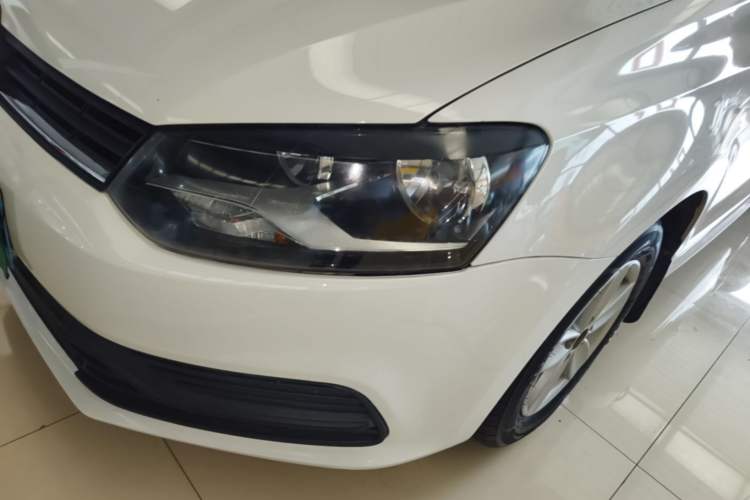 Used Volkswagen Polo 2016 1.4L Automatic Trendy Model Left Front Headlight