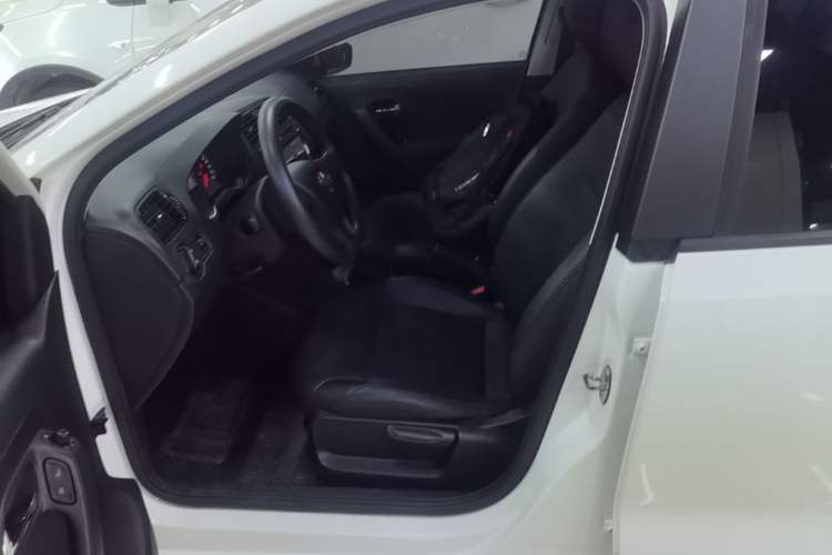 Used Volkswagen Polo 2016 1.4L Automatic Trendy Model Left Front Seat