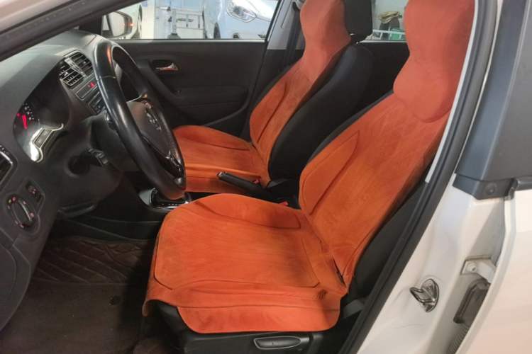 Used Volkswagen Polo 2016 1.6L Automatic Comfort Model Left Front Seat