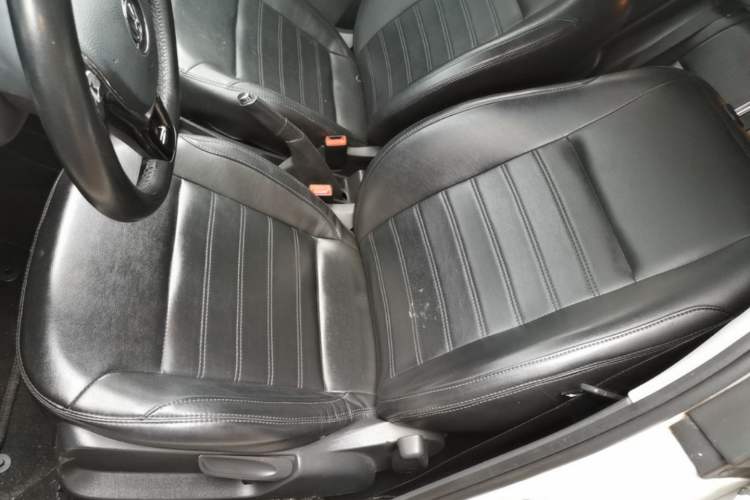 Used Volkswagen Polo 2016 1.6L Automatic Comfort Model Left Front Seat