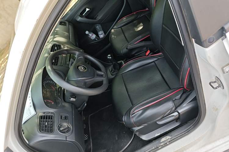 Used Volkswagen Polo 2016 1.4L Manual Fashion Model Left Front Seat