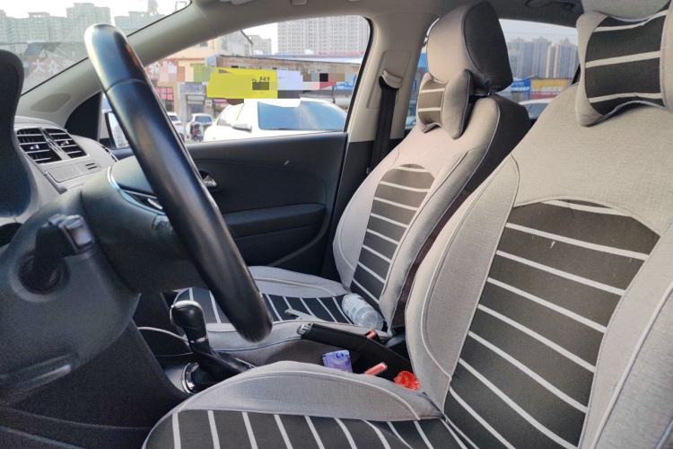 Used Volkswagen Polo 2016 1.6L Automatic Comfort Model Left Front Seat