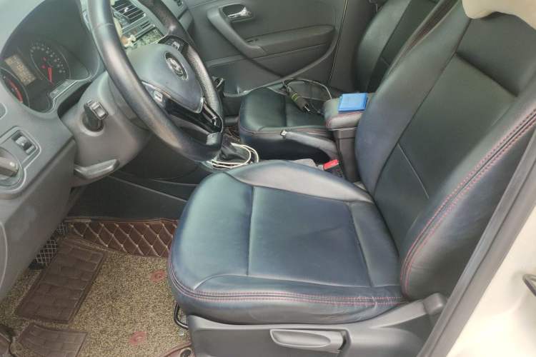 Used Volkswagen Polo 2016 1.6L Automatic Comfort Model Left Front Seat