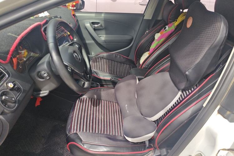Used Volkswagen Polo 2016 1.6L Automatic Comfort Model Left Front Seat