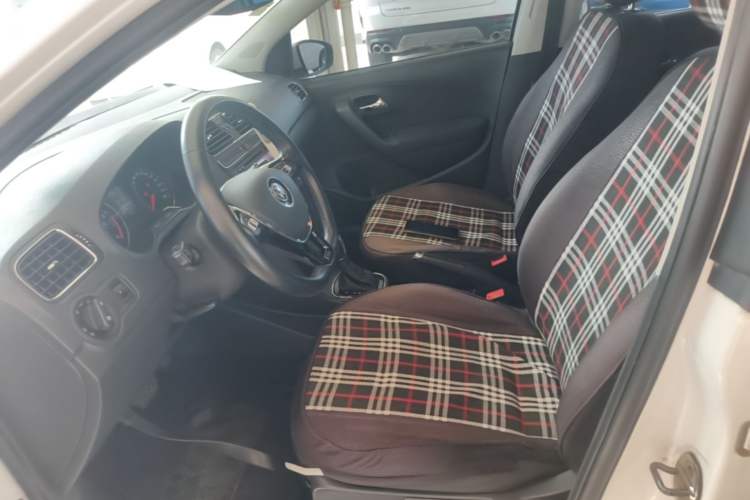 Used Volkswagen Polo 2016 1.6L Automatic Comfort Model Left Front Seat