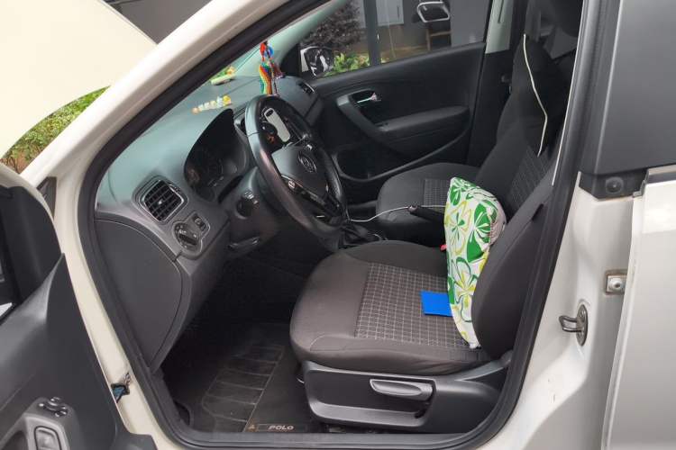 Used Volkswagen Polo 2016 1.6L Automatic Comfort Model Left Front Seat