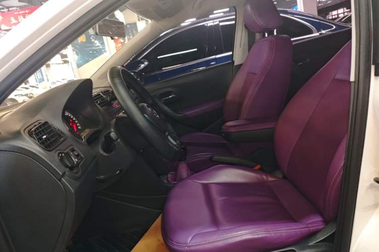 Used Volkswagen Polo 2016 1.4L Manual Fashion Model Left Front Seat