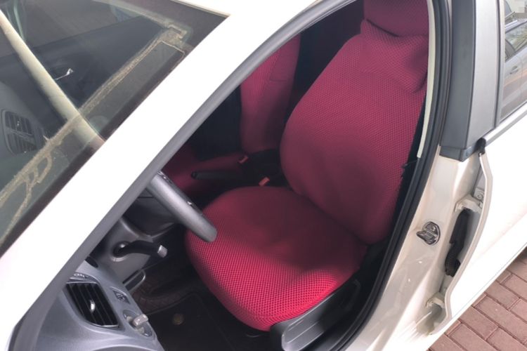 Used Volkswagen Polo 2016 1.4L Manual Fashion Model Left Front Seat