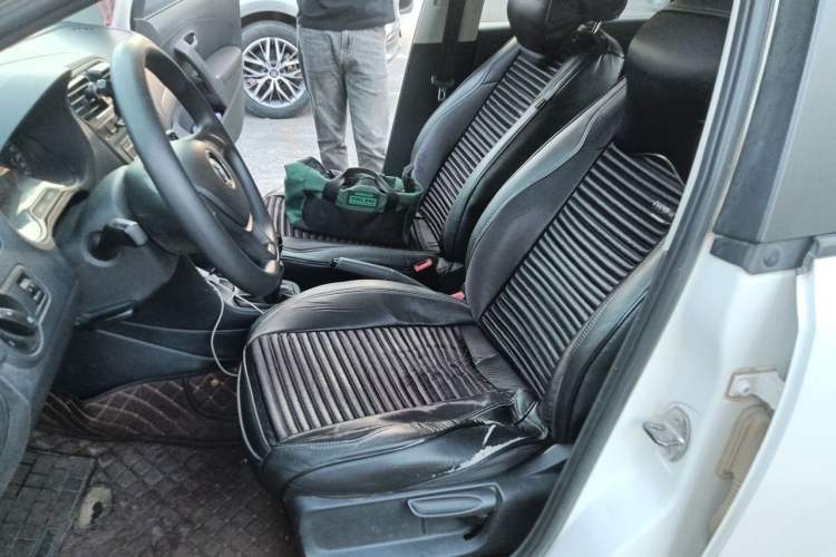 Used Volkswagen Polo 2016 1.4L Manual Fashion Model Left Front Seat