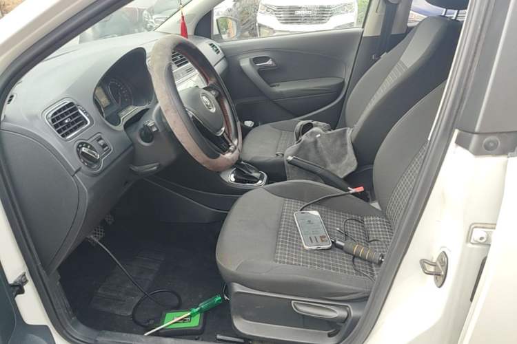 Used Volkswagen Polo 2016 1.6L Automatic Comfort Model Left Front Seat