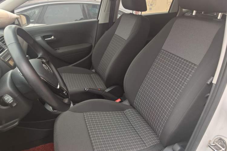 Used Volkswagen Polo 2016 1.6L Automatic Comfort Model Left Front Seat