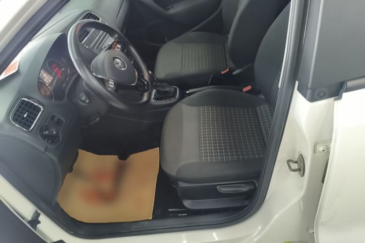 Used Volkswagen Polo 2016 1.6L Automatic Comfort Model Left Front Seat