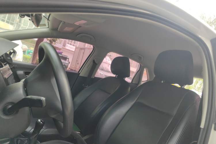 Used Volkswagen Polo 2016 1.4L Manual Fashion Model Left Front Seat