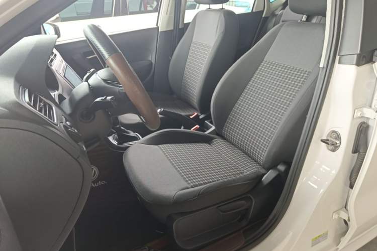 Used Volkswagen Polo 2016 1.6L Automatic Comfort Model Left Front Seat