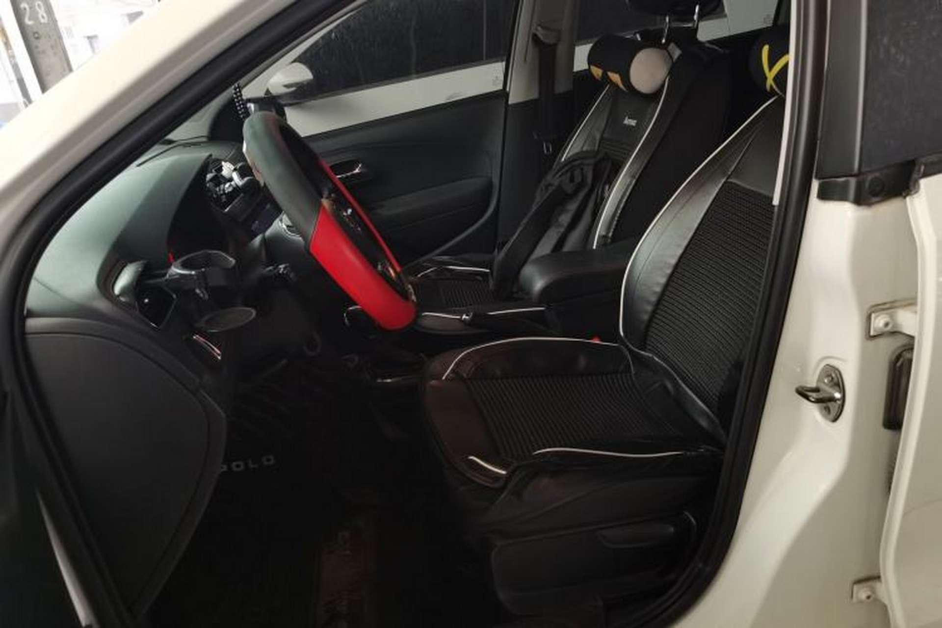 Used Volkswagen Polo 2016 1.6L Automatic Comfort Model Left Front Seat