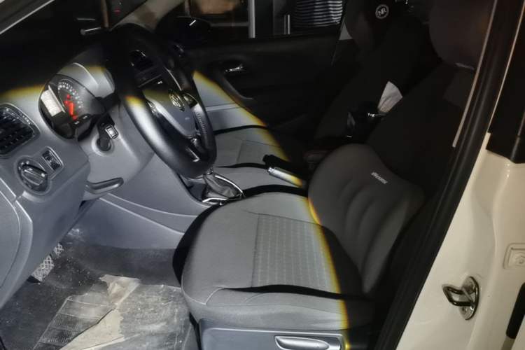 Used Volkswagen Polo 2016 1.6L Automatic Comfort Model Left Front Seat