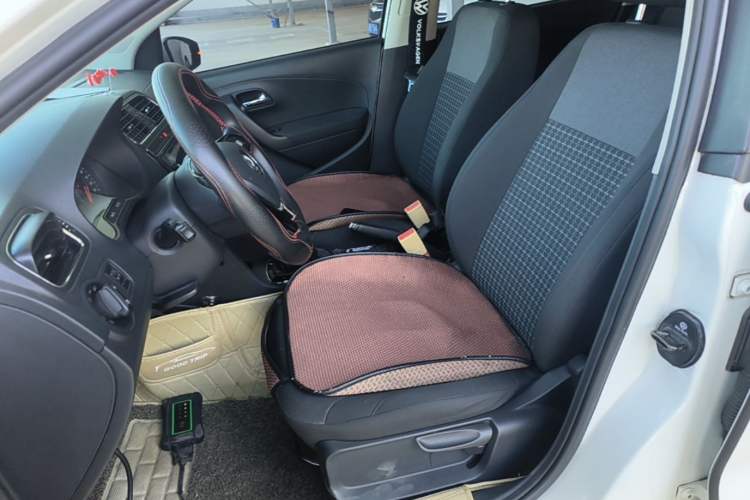 Used Volkswagen Polo 2016 1.6L Automatic Comfort Model Left Front Seat