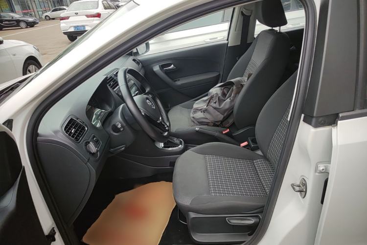 Used Volkswagen Polo 2016 1.6L Automatic Comfort Model Left Front Seat