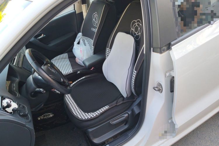 Used Volkswagen Polo 2016 1.6L Automatic Comfort Model Left Front Seat