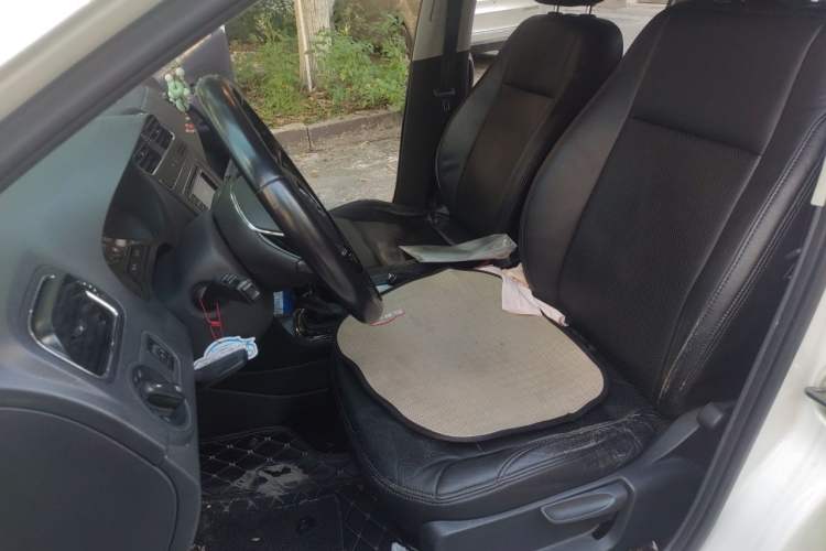 Used Volkswagen Polo 2016 1.6L Automatic Comfort Model Left Front Seat