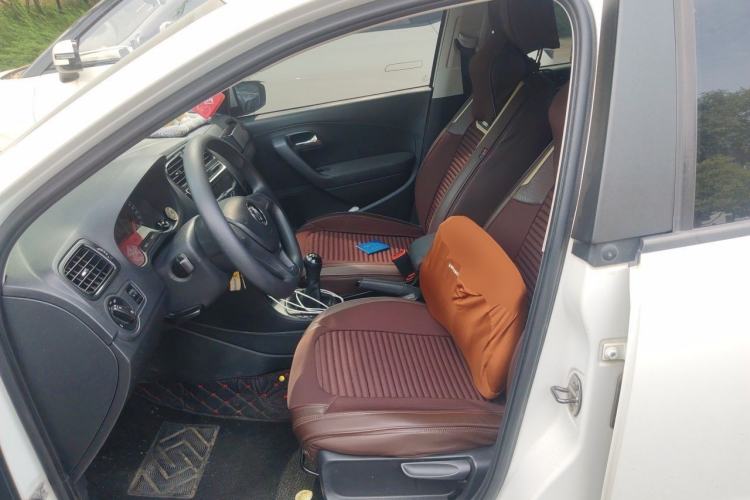 Used Volkswagen Polo 2016 1.4L Manual Fashion Model Left Front Seat
