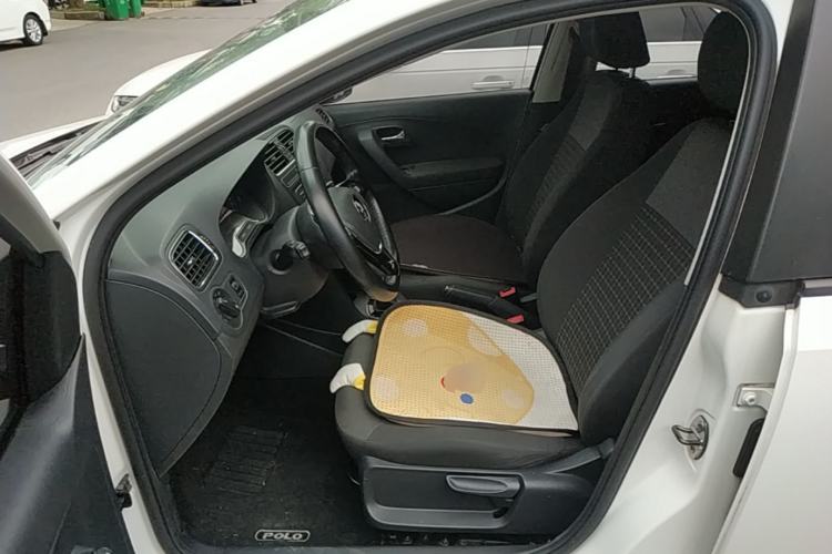 Used Volkswagen Polo 2016 1.6L Automatic Comfort Model Left Front Seat