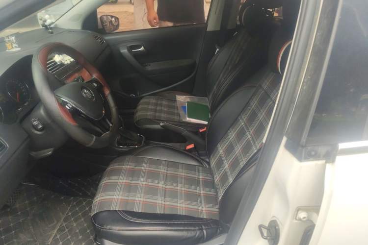 Used Volkswagen Polo 2016 1.6L Automatic Comfort Model Left Front Seat
