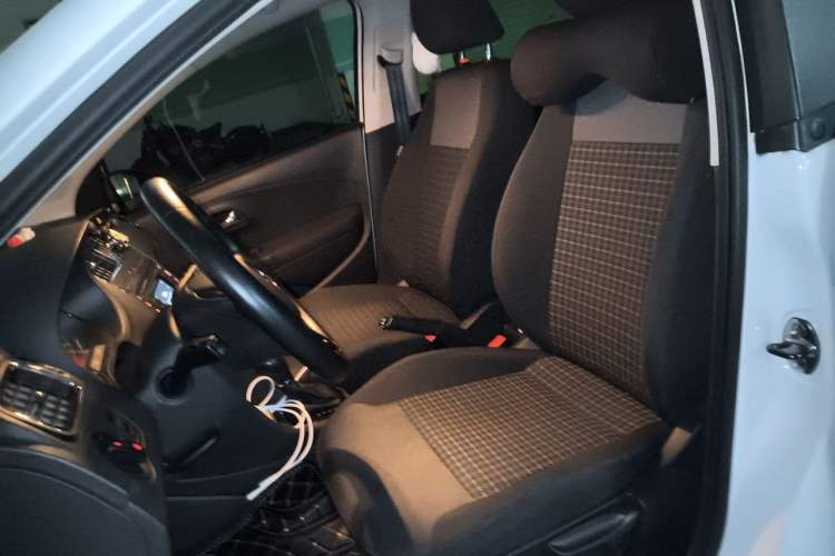 Used Volkswagen Polo 2016 1.6L Automatic Comfort Model Left Front Seat