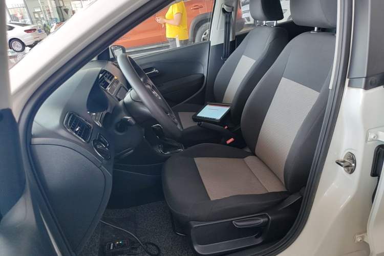 Used Volkswagen Polo 2016 1.4L Automatic Trendy Model Left Front Seat