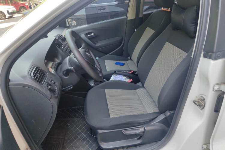 Used Volkswagen Polo 2016 1.4L Automatic Trendy Model Left Front Seat