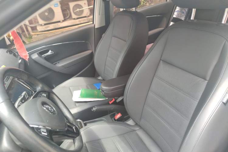 Used Volkswagen Polo 2016 1.6L Automatic Luxury Model Left Front Seat