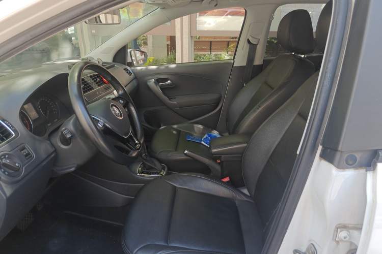 Used Volkswagen Polo 2016 1.6L Automatic Comfort Model Left Front Seat