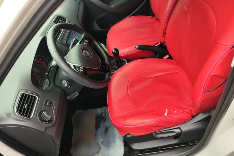 Used Volkswagen Polo 2016 1.6L Manual Comfort Model Left Front Seat