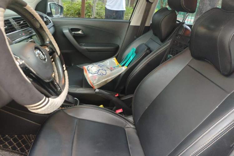 Used Volkswagen Polo 2016 1.6L Automatic Comfort Model Left Front Seat
