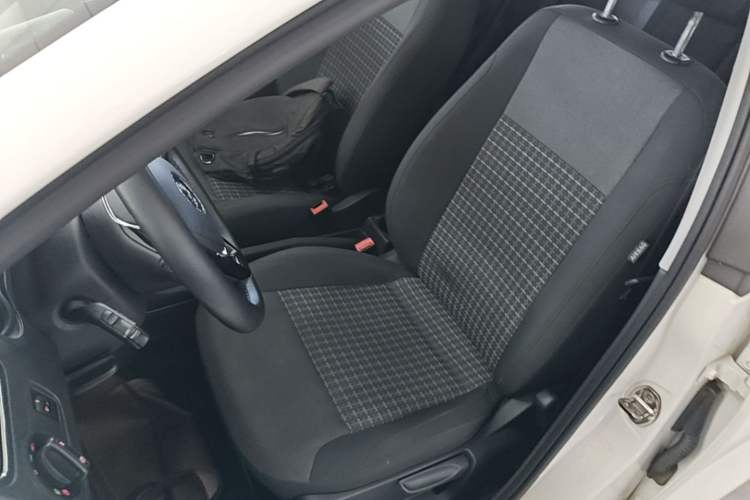 Used Volkswagen Polo 2016 1.6L Automatic Comfort Model Left Front Seat