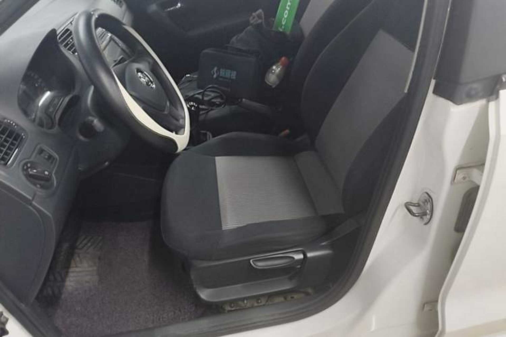 Used Volkswagen Polo 2016 1.4L Manual Fashion Model Left Front Seat