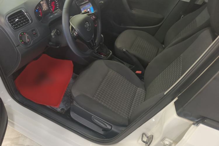 Used Volkswagen Polo 2016 1.6L Automatic Comfort Model Left Front Seat