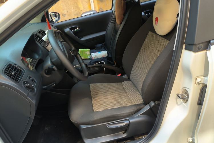 Used Volkswagen Polo 2016 1.4L Manual Fashion Model Left Front Seat