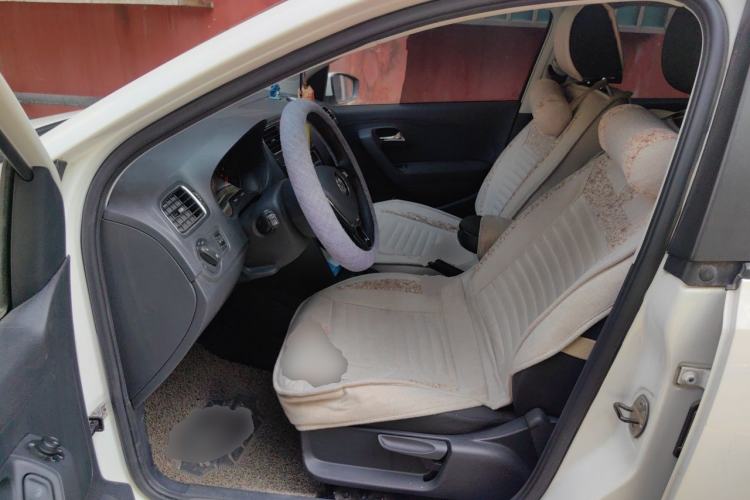 Used Volkswagen Polo 2016 1.6L Automatic Comfort Model Left Front Seat