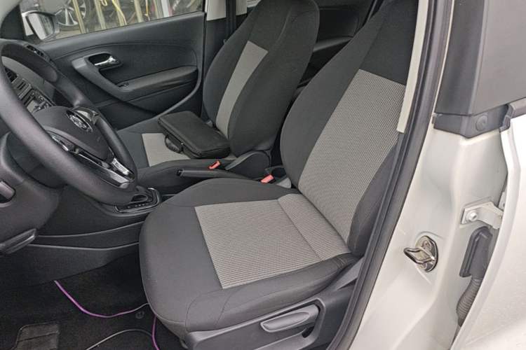 Used Volkswagen Polo 2016 1.4L Automatic Trendy Model Left Front Seat