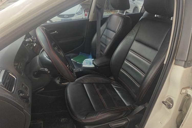 Used Volkswagen Polo 2016 1.6L Automatic Comfort Model Left Front Seat
