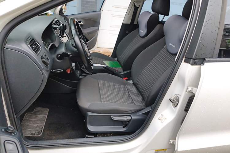 Used Volkswagen Polo 2016 1.6L Automatic Comfort Model Left Front Seat