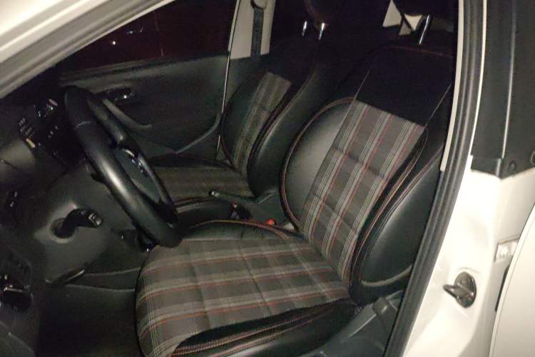 Used Volkswagen Polo 2016 1.6L Automatic Comfort Model Left Front Seat